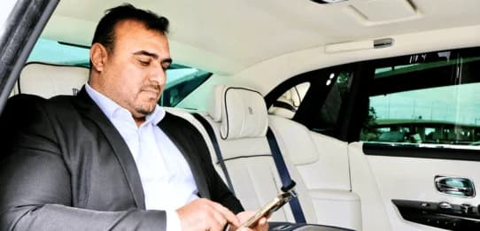Limousine chauffeur service